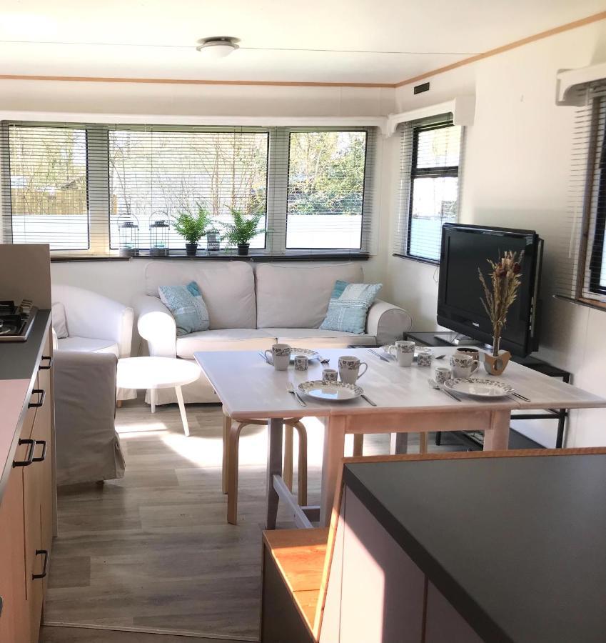Chalet Buitengewoon Rijs エクステリア 写真