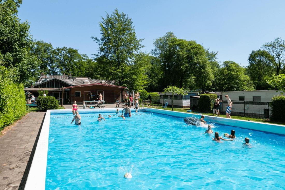 Chalet Buitengewoon Rijs エクステリア 写真